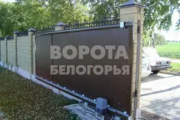 Откатные ворота сэндвич панель в частный дом